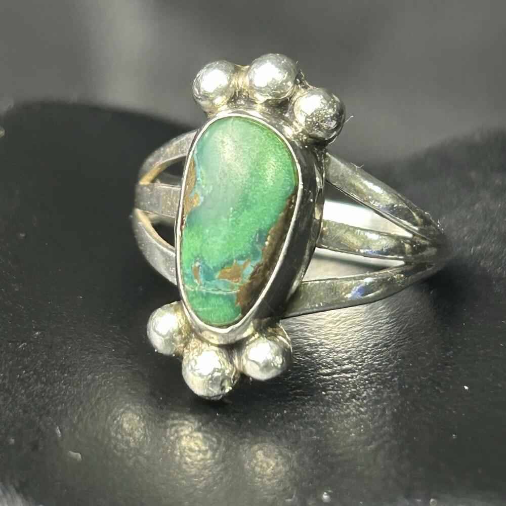 VTG Navajo Sterling Silver Green Turquoise Ring Southwestern Jewelry Sz 6.25